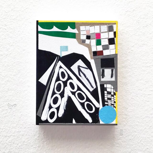 Scraps on wooden panel. 
180mm x 140mm
‘Mountains and cities’
#abstractart #abstractcollage #abstractartist #kunst #japaneseartist #抽象画